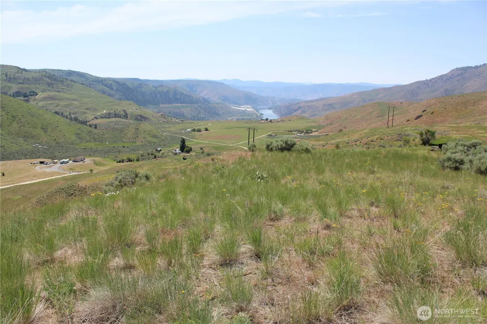 5 Combine Rd. Orondo, WA 98843
