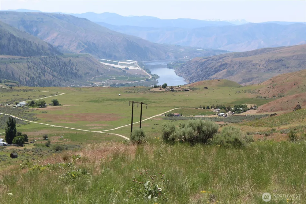 5 Combine Rd. Orondo, WA 98843