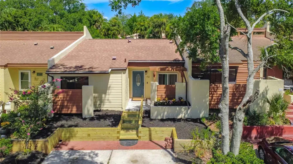 712 TEAL LANE Altamonte Springs, FL 32701