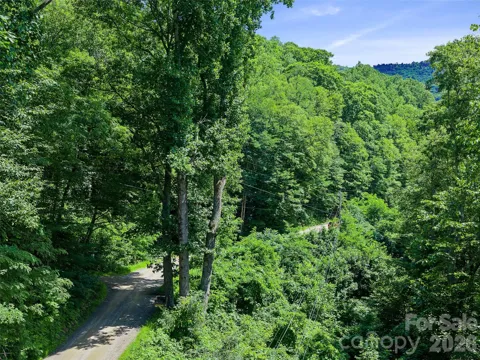 0000 Deep Gap Road