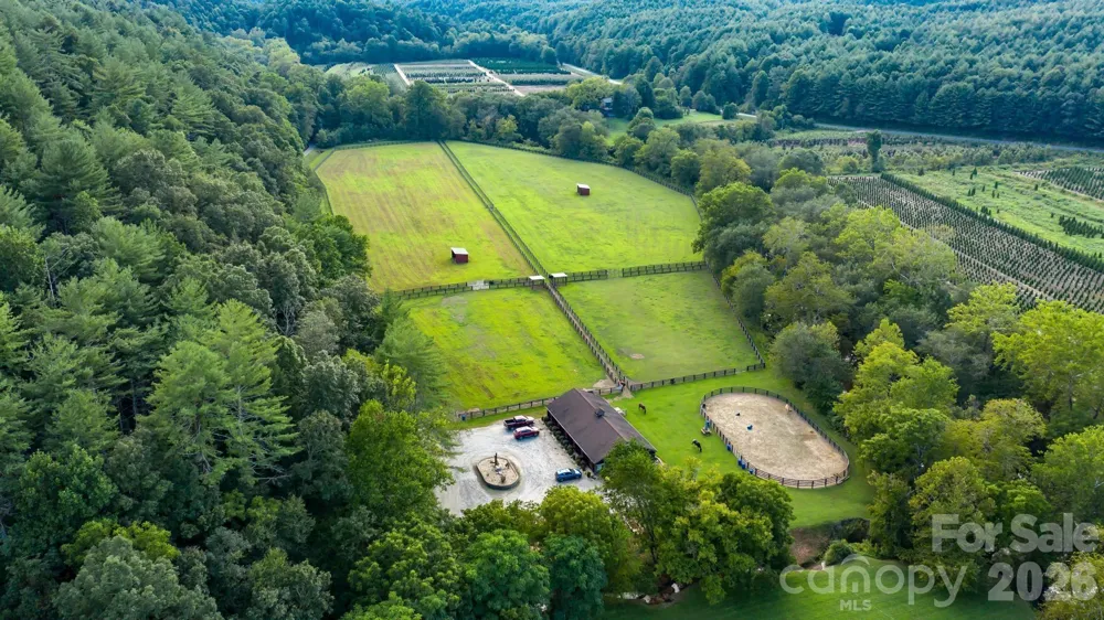 Lot 26 Round Mountain Parkway Lenoir, NC 28645
