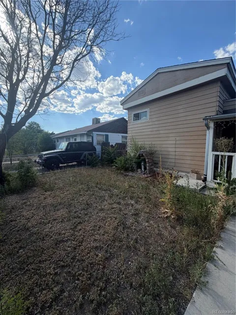 4221 E 69th Place