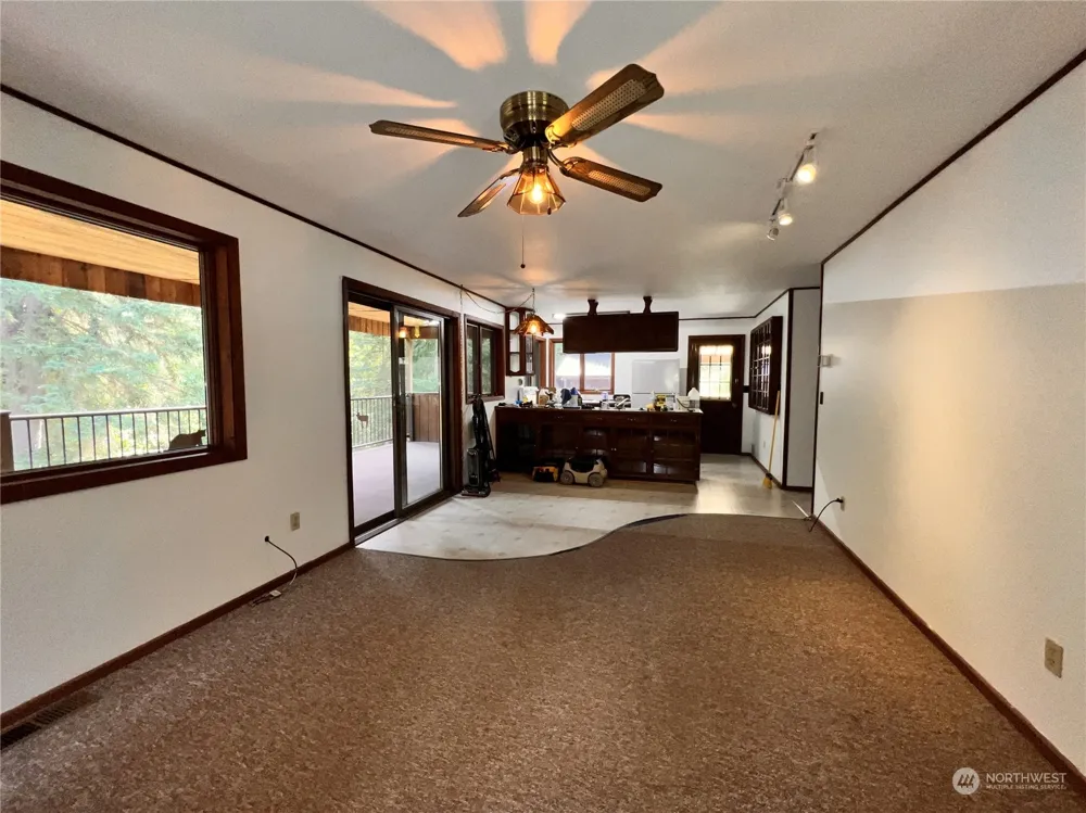 5 Vista Drive Republic, WA 99166