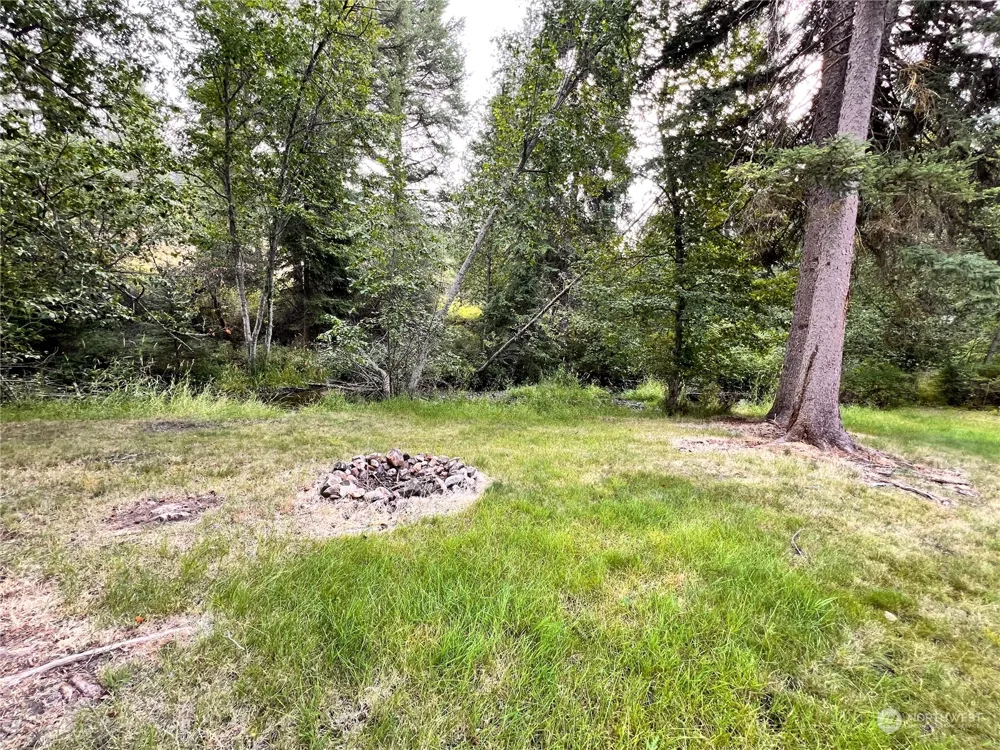 5 Vista Drive Republic, WA 99166