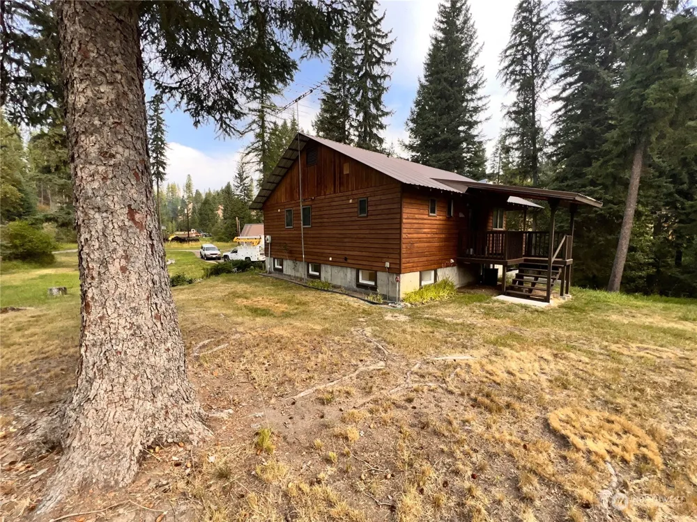 5 Vista Drive Republic, WA 99166