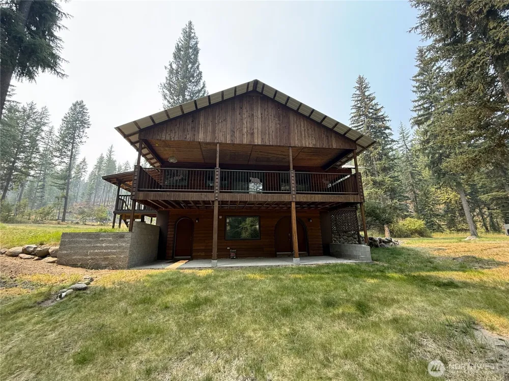 5 Vista Drive Republic, WA 99166