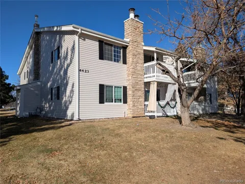 14423 E Jewell Avenue #202