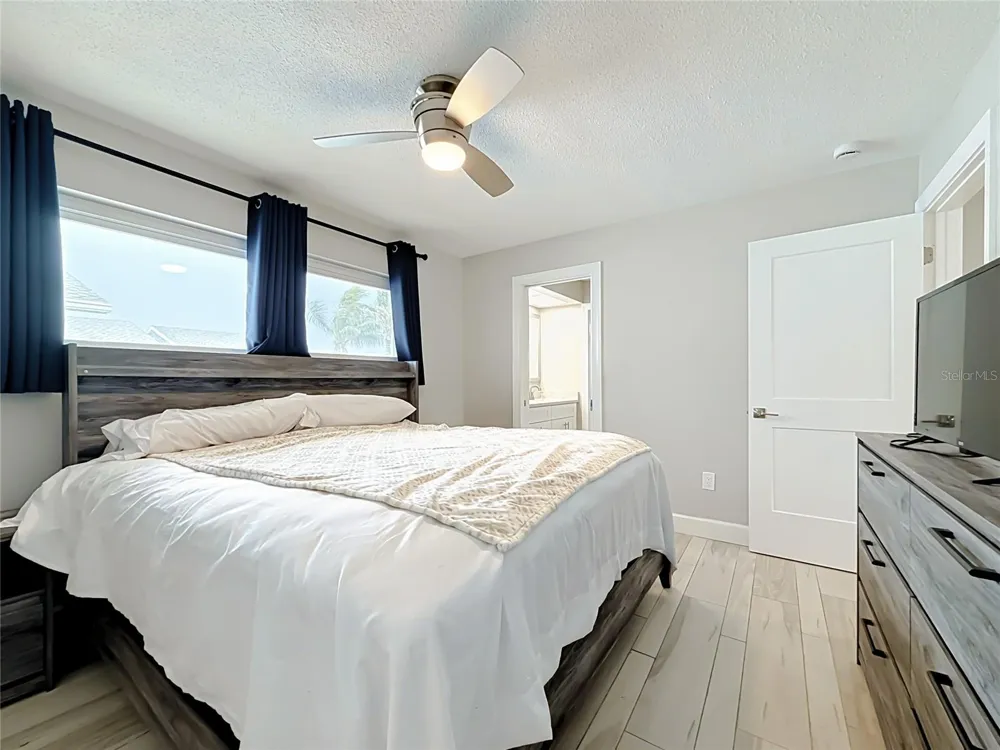 6351 3RD PALM POINT St Pete Beach, FL 33706