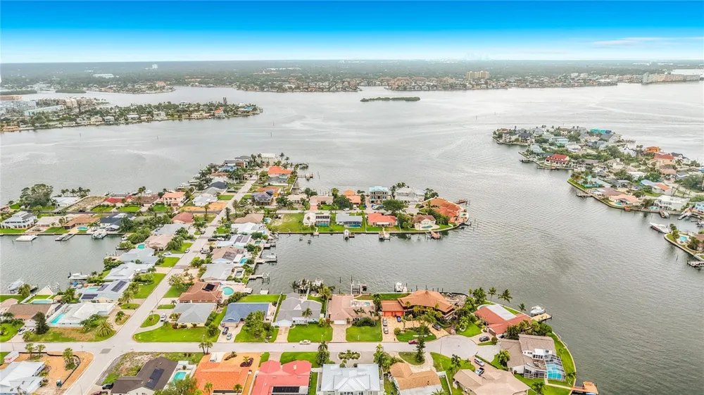 6351 3RD PALM POINT St Pete Beach, FL 33706