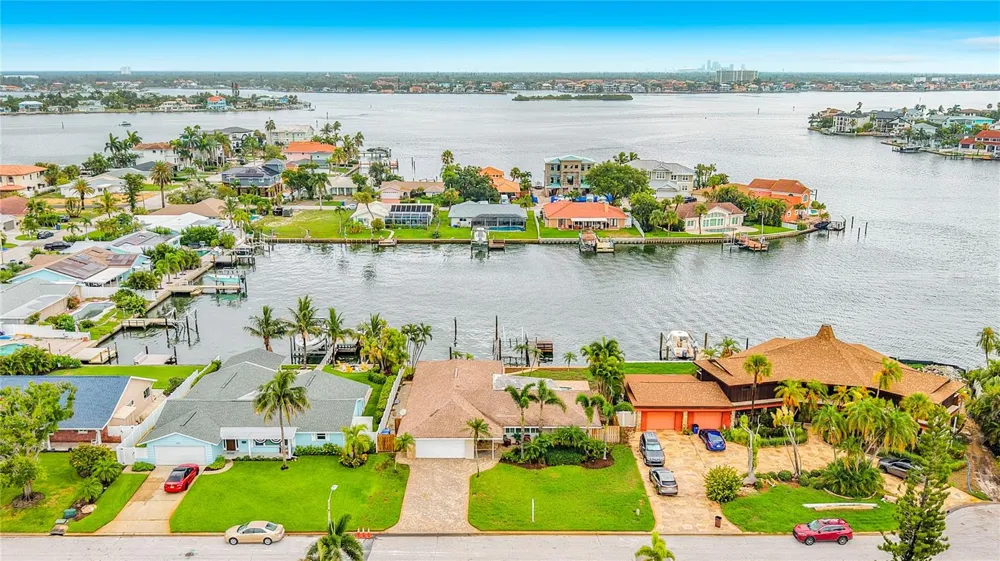 6351 3RD PALM POINT St Pete Beach, FL 33706