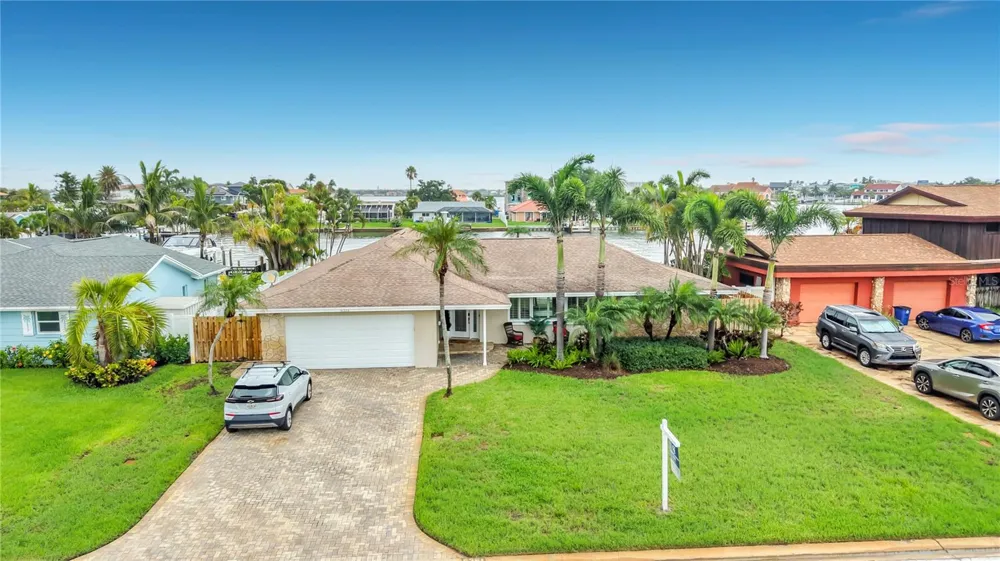 6351 3RD PALM POINT St Pete Beach, FL 33706