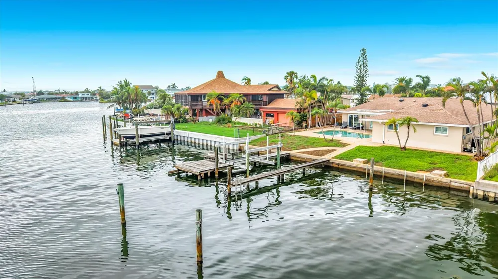 6351 3RD PALM POINT St Pete Beach, FL 33706