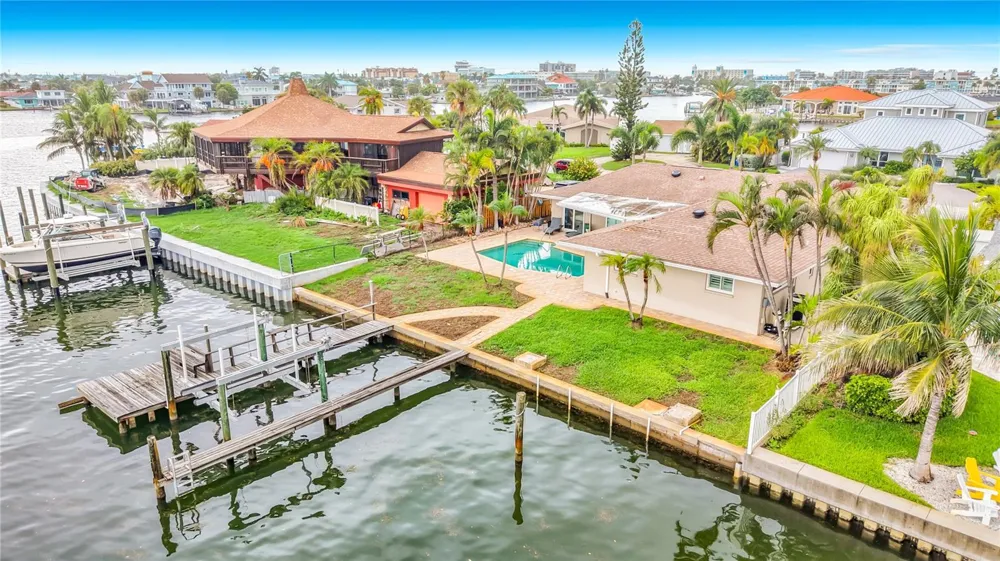 6351 3RD PALM POINT St Pete Beach, FL 33706