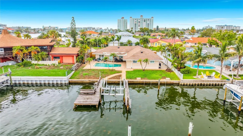 6351 3RD PALM POINT St Pete Beach, FL 33706