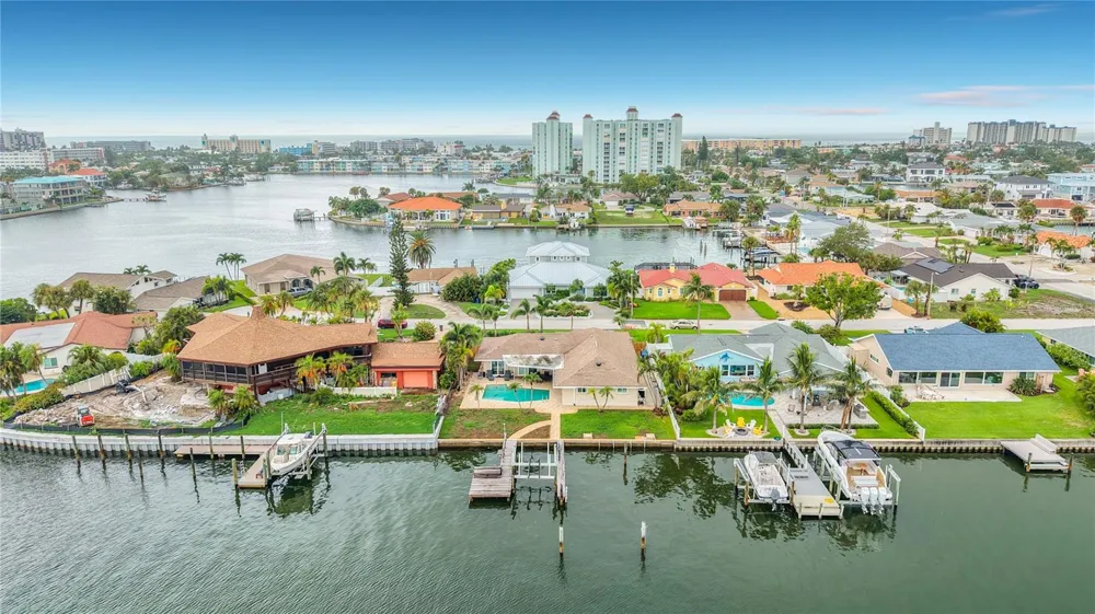 6351 3RD PALM POINT St Pete Beach, FL 33706