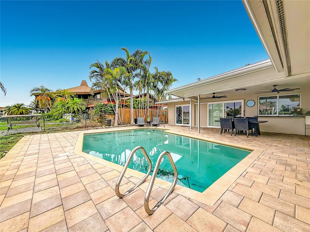 6351 3RD PALM POINT St Pete Beach, FL 33706