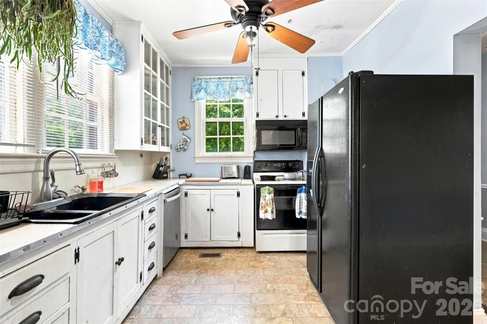704 Washington Street Shelby, NC 28150