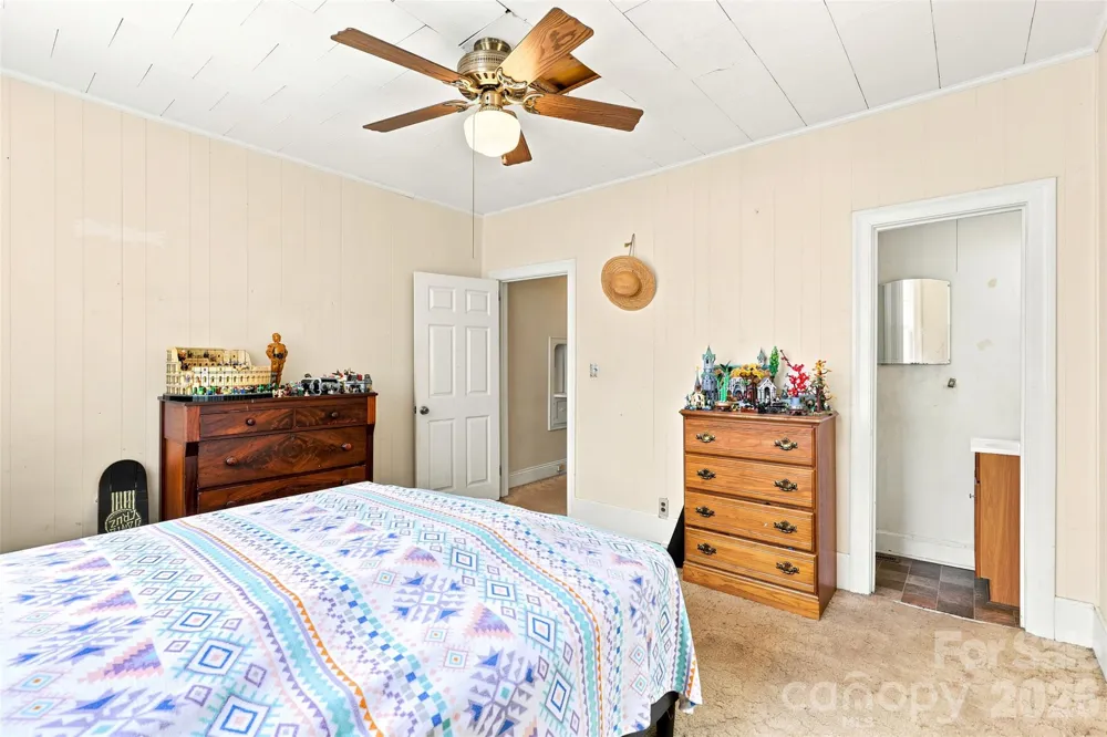 704 Washington Street Shelby, NC 28150
