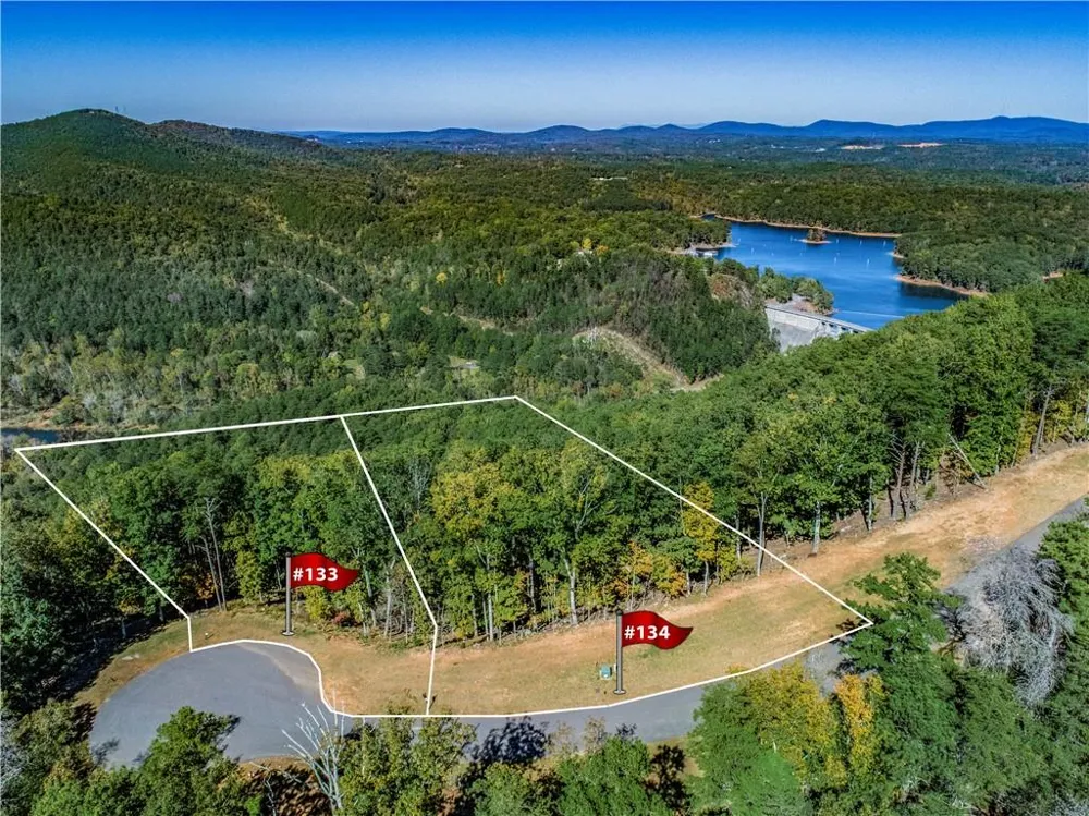 108 Somerset Lane Cartersville, GA 30121