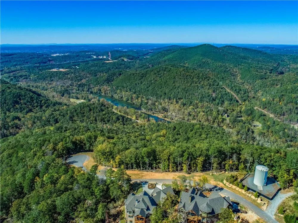 108 Somerset Lane Cartersville, GA 30121