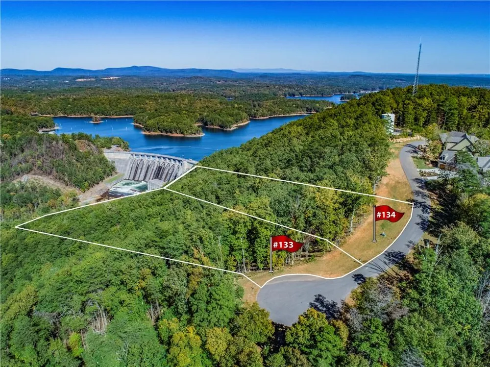 108 Somerset Lane Cartersville, GA 30121
