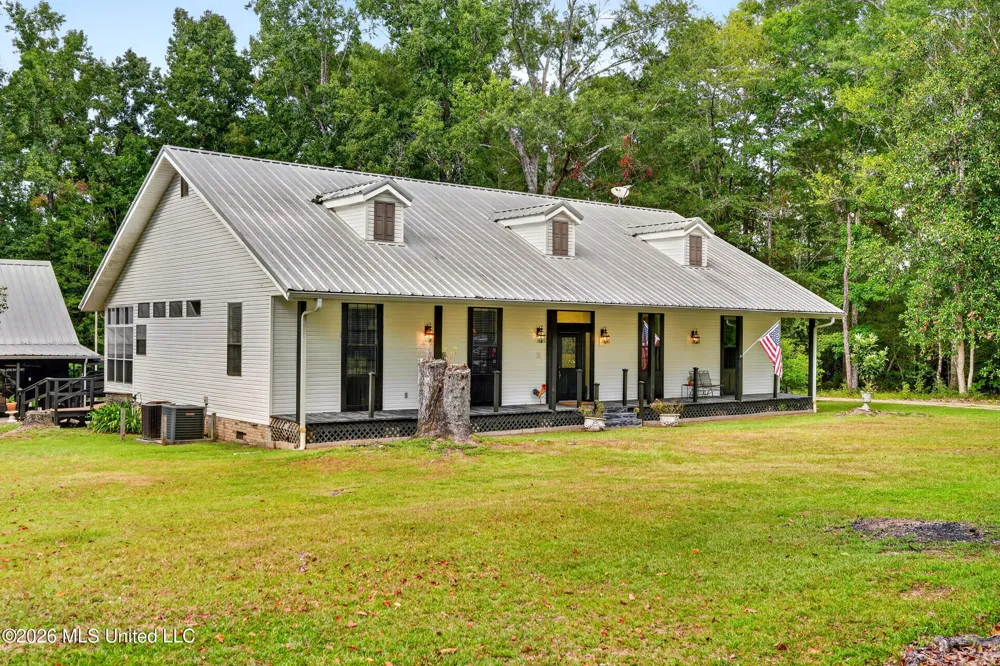 61 Pinetucky Road Carriere, MS 39426