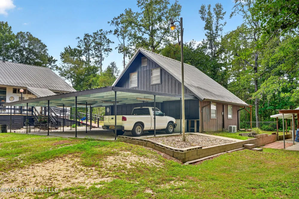 61 Pinetucky Road Carriere, MS 39426