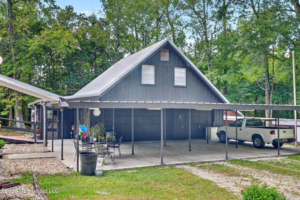 61 Pinetucky Road Carriere, MS 39426