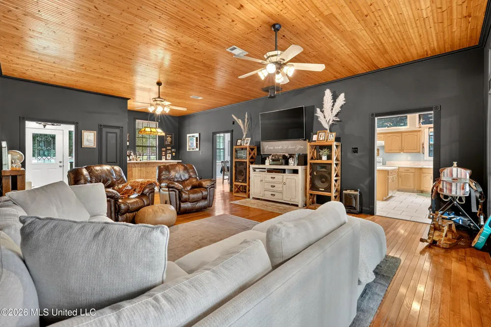 61 Pinetucky Road Carriere, MS 39426