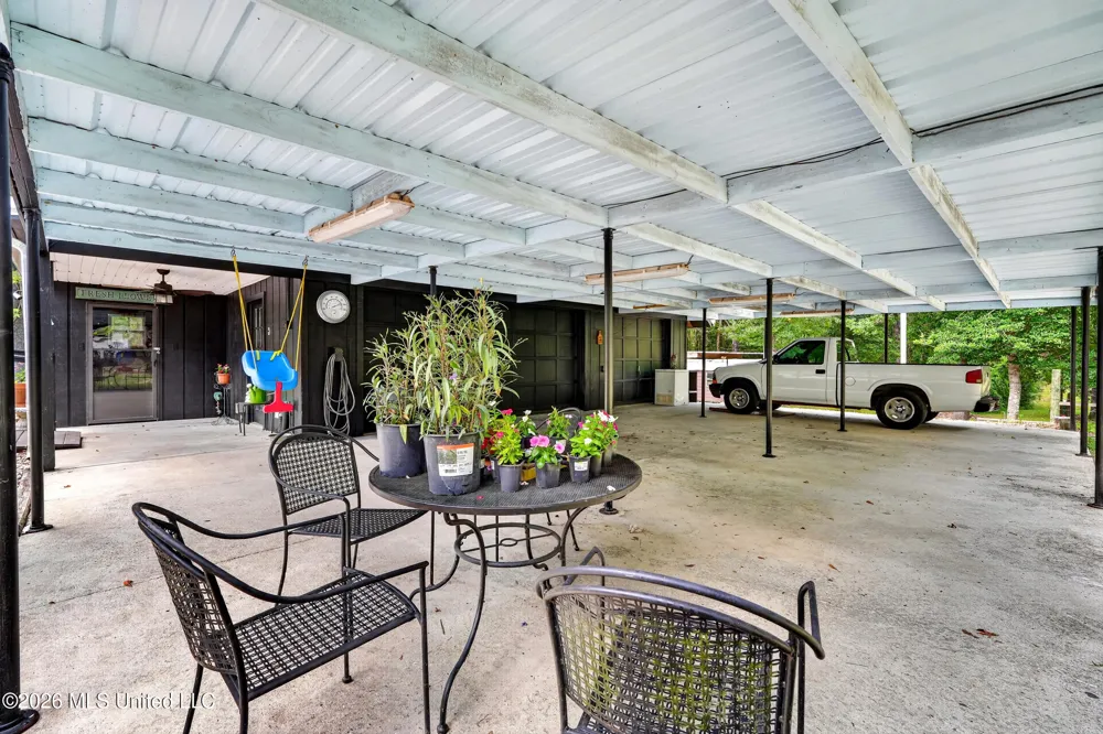 61 Pinetucky Road Carriere, MS 39426