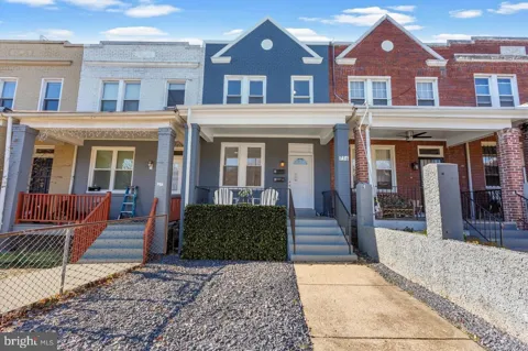 756 19TH STREET NE