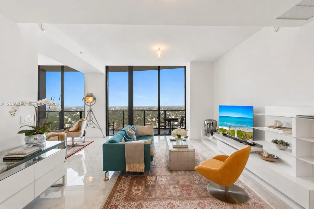 1000 Brickell #PH6106 Miami, FL 33131