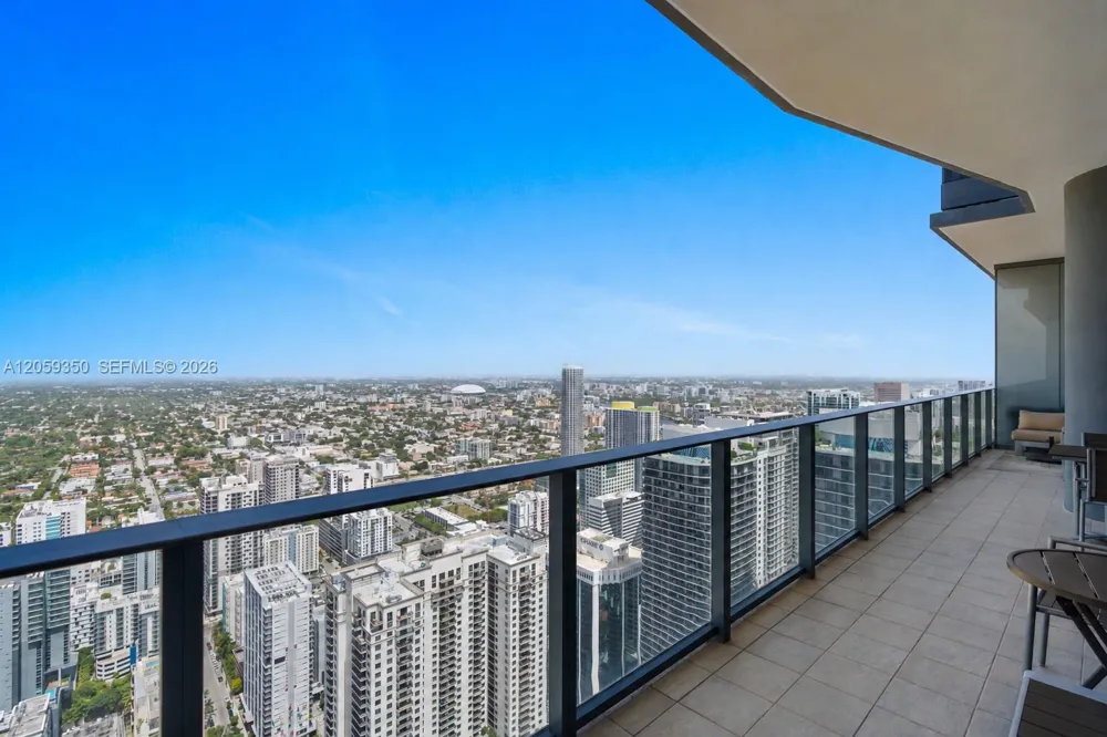 1000 Brickell #PH6106 Miami, FL 33131