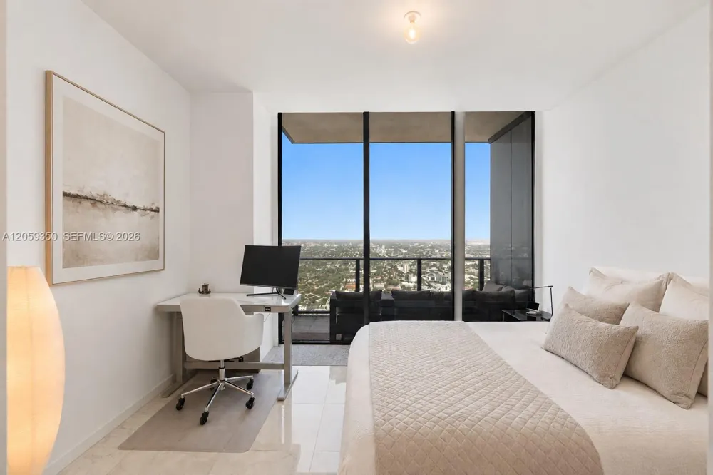 1000 Brickell #PH6106 Miami, FL 33131