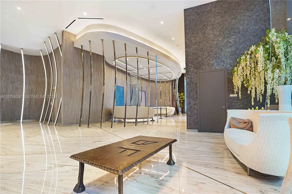 1000 Brickell #PH6106 Miami, FL 33131