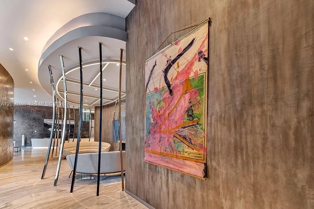 1000 Brickell #PH6106 Miami, FL 33131