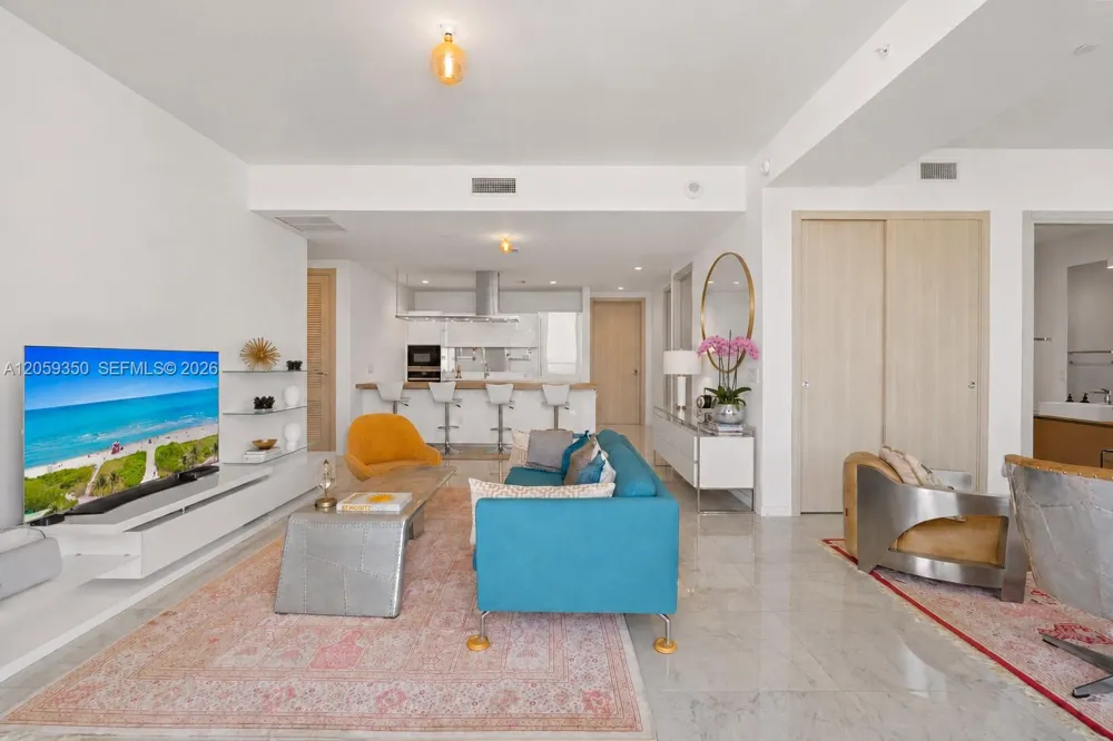 1000 Brickell #PH6106 Miami, FL 33131