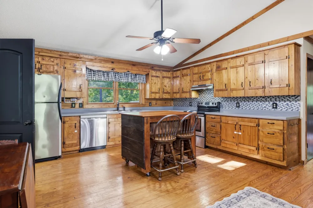 4628 County Home Rd Paris, TN 38242