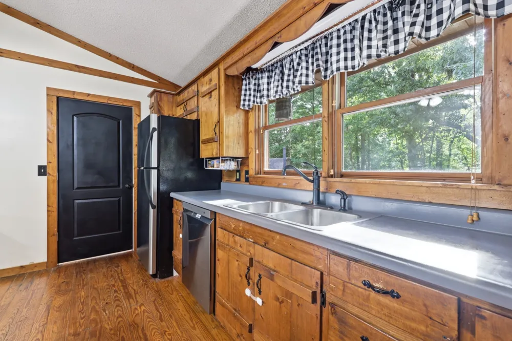 4628 County Home Rd Paris, TN 38242