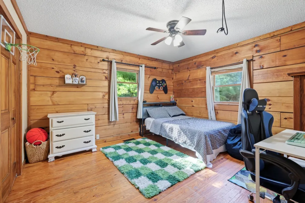 4628 County Home Rd Paris, TN 38242