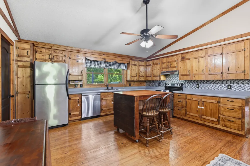 4628 County Home Rd Paris, TN 38242