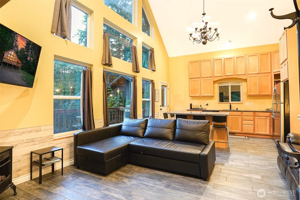 7548 Olsen Drive Glacier, WA 98244
