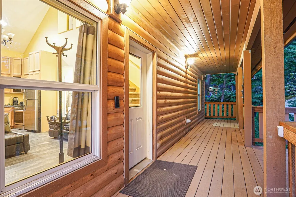 7548 Olsen Drive Glacier, WA 98244