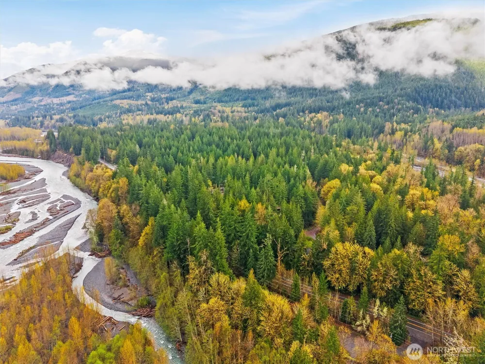 7548 Olsen Drive Glacier, WA 98244