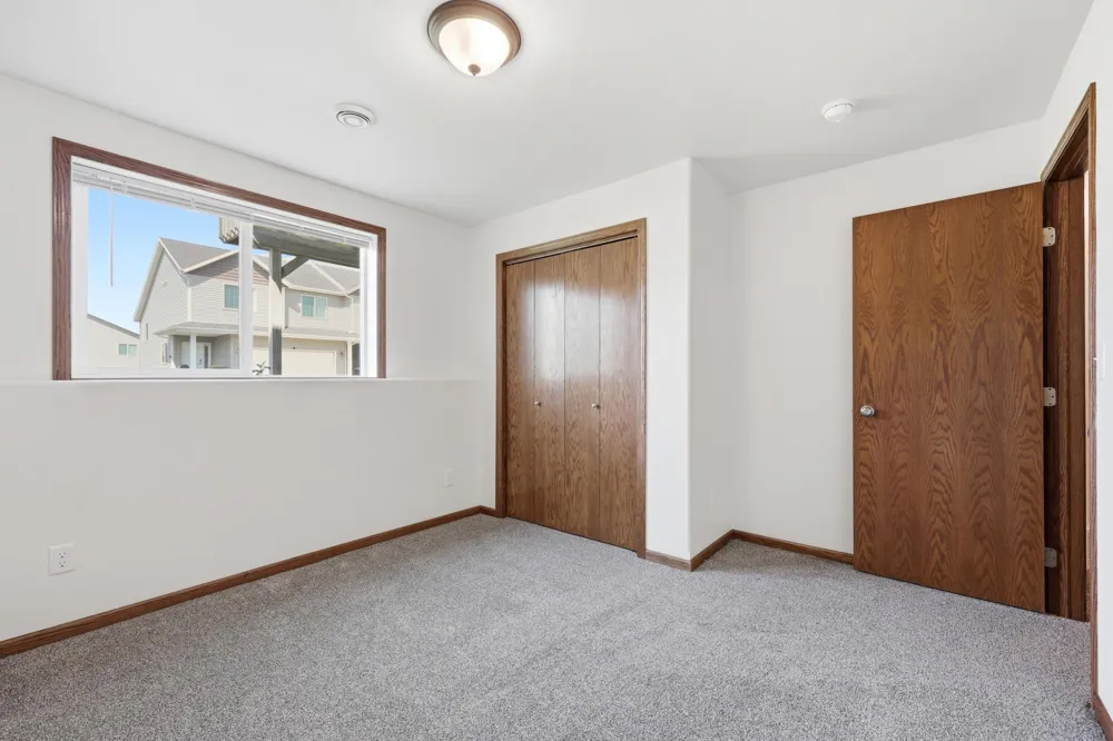 1224 S Beach Way West Fargo, ND 58078