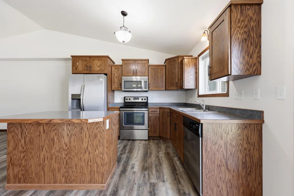 1224 S Beach Way West Fargo, ND 58078