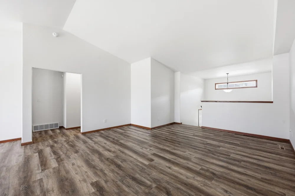 1224 S Beach Way West Fargo, ND 58078