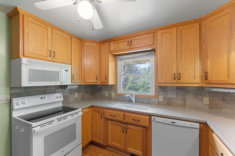 8053 Cloman Avenue Inver Grove Heights, MN 55076