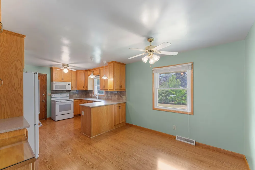 8053 Cloman Avenue Inver Grove Heights, MN 55076