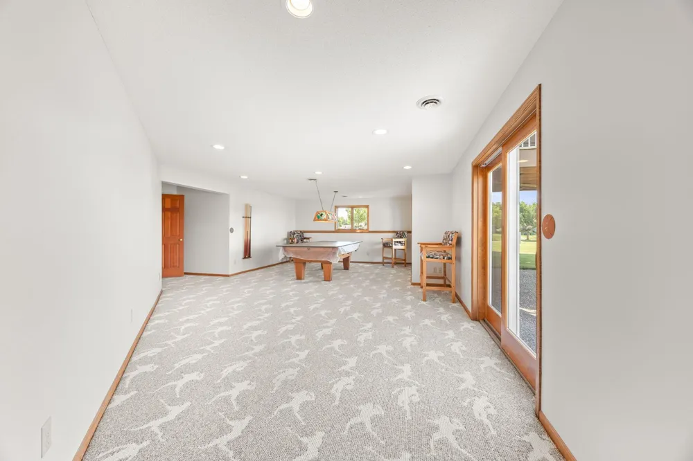 1450 Jefferson Street SE Hutchinson, MN 55350